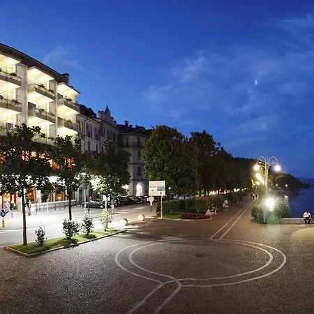 Albergo Miralago 3*