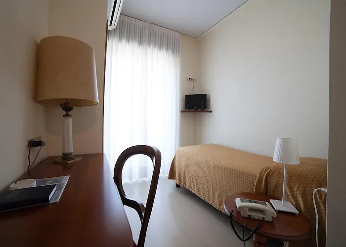 Albergo Miralago Ξενοδοχείο 3*